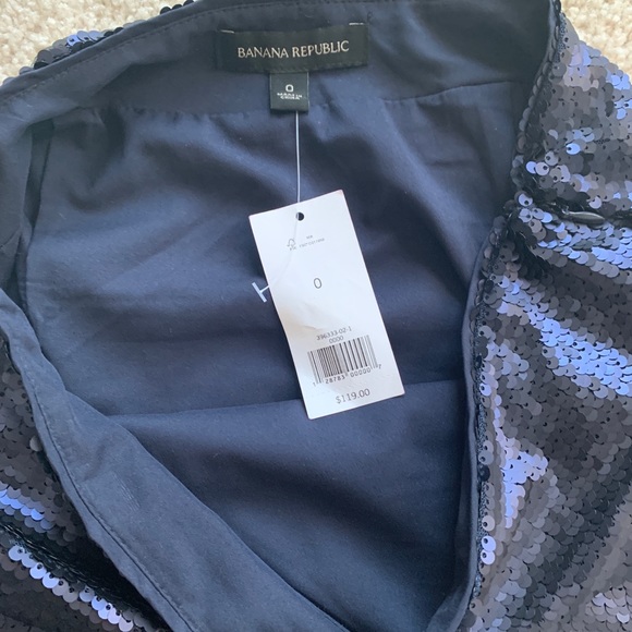 BR Navy Sequin skirt - Picture 3 of 3